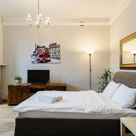 Apartament 4You Zurawia Varšava Exteriér fotografie